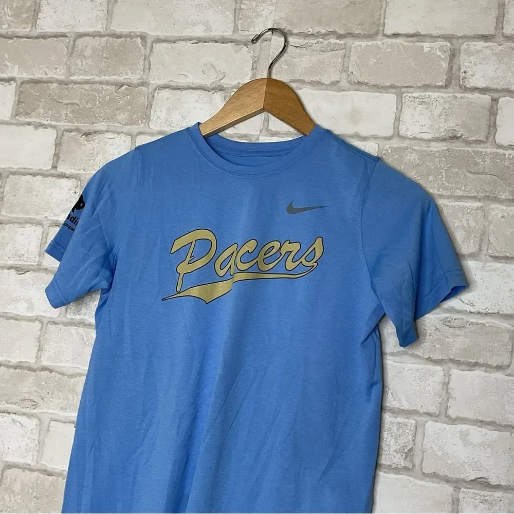 Nike short sleeve